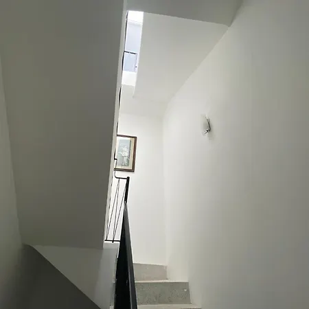 Maleth House Gæstehus *