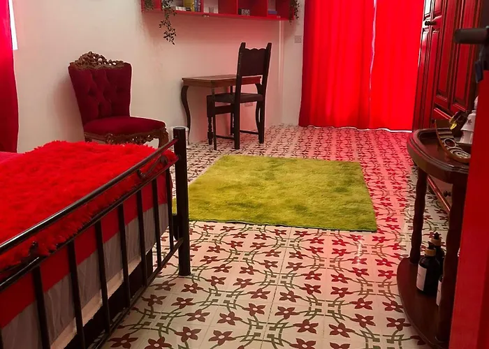 Maleth House Konukevi