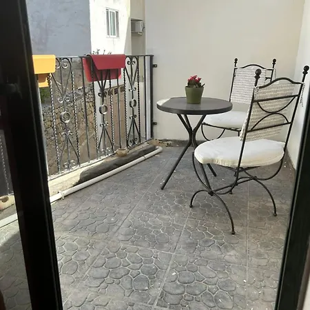 Gasthuis Maleth House