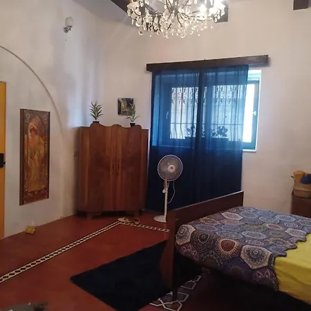 Gasthuis Maleth House *