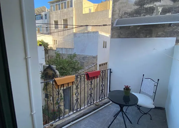 Maleth House Guest house *