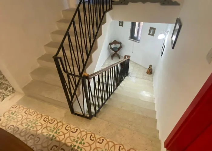 Maleth House Guest house *